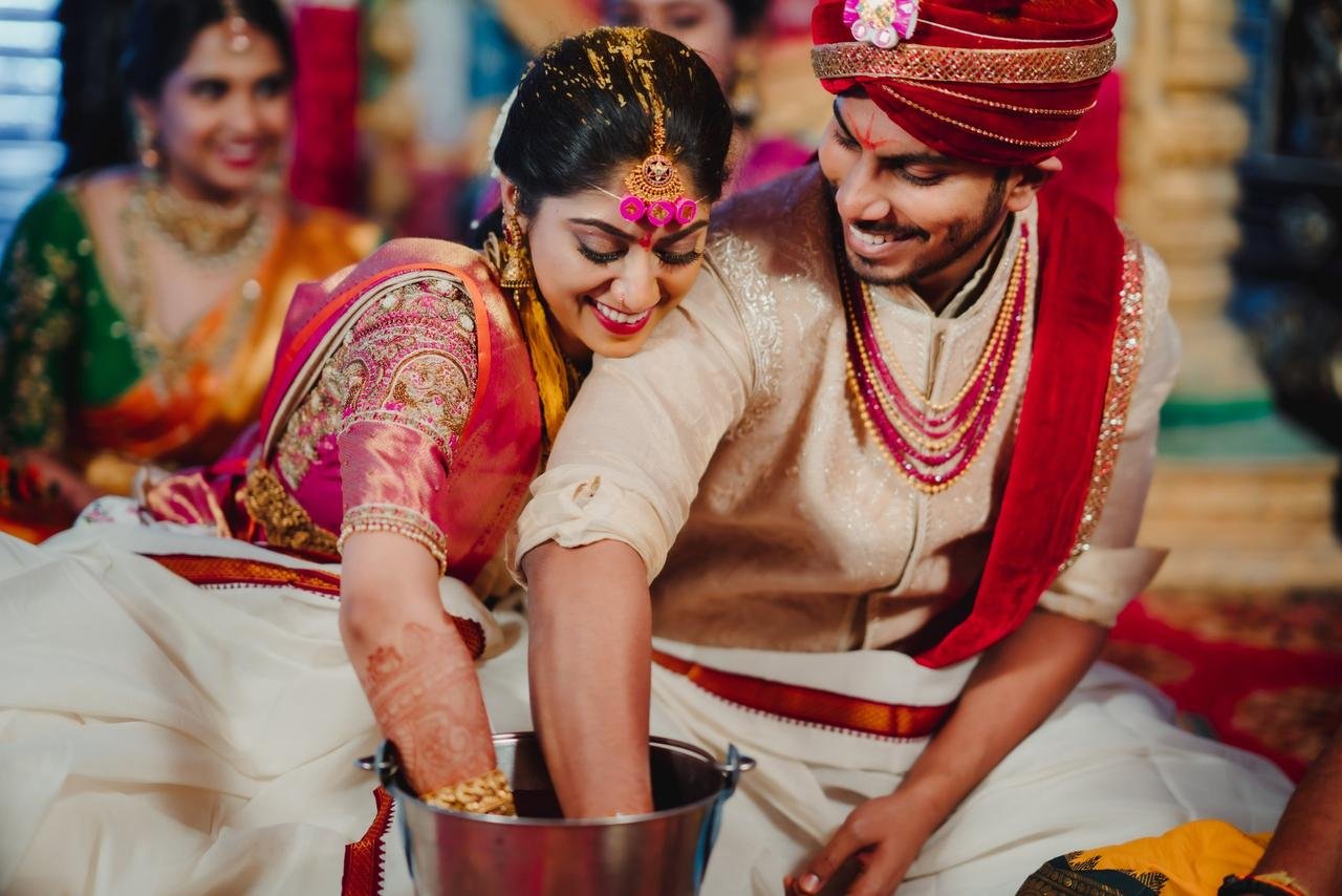 Kannada Marriage Whatsapp Group Link, Kashi Yatra, Saptapadi