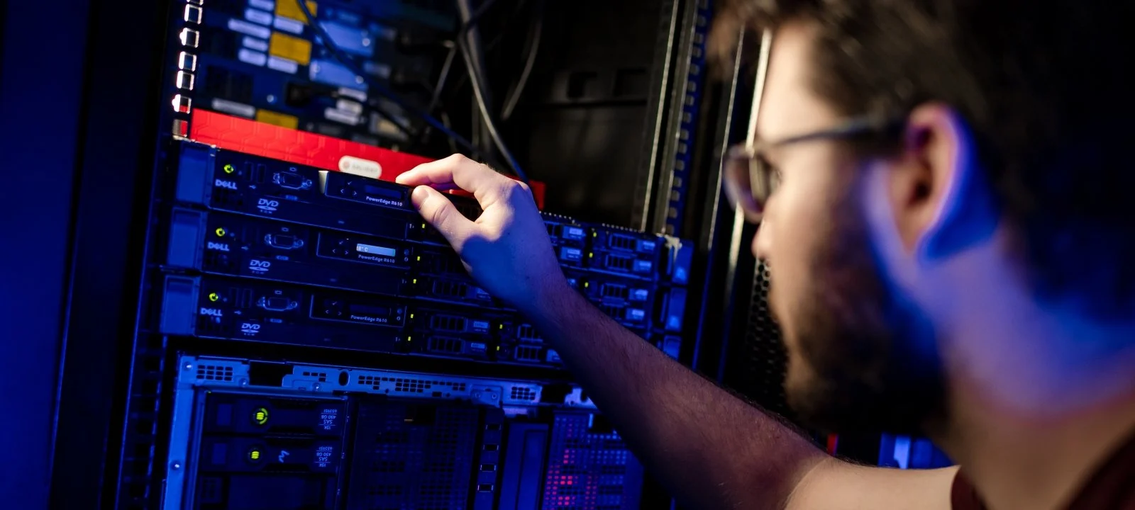 Computer Science Whatsapp Group Link, Solve complex problems, Analyzing data